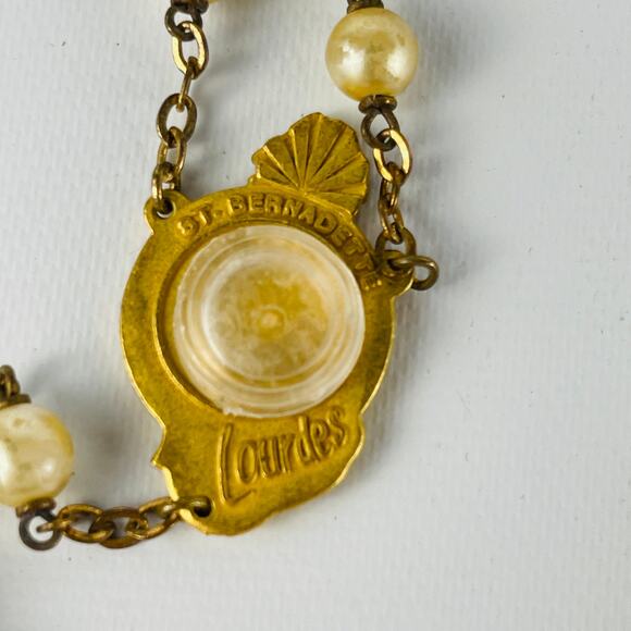 Our Lady of Lourdes Rosary St. Bernedette Gold Tone Faux Pearl - Picture 4 of 6